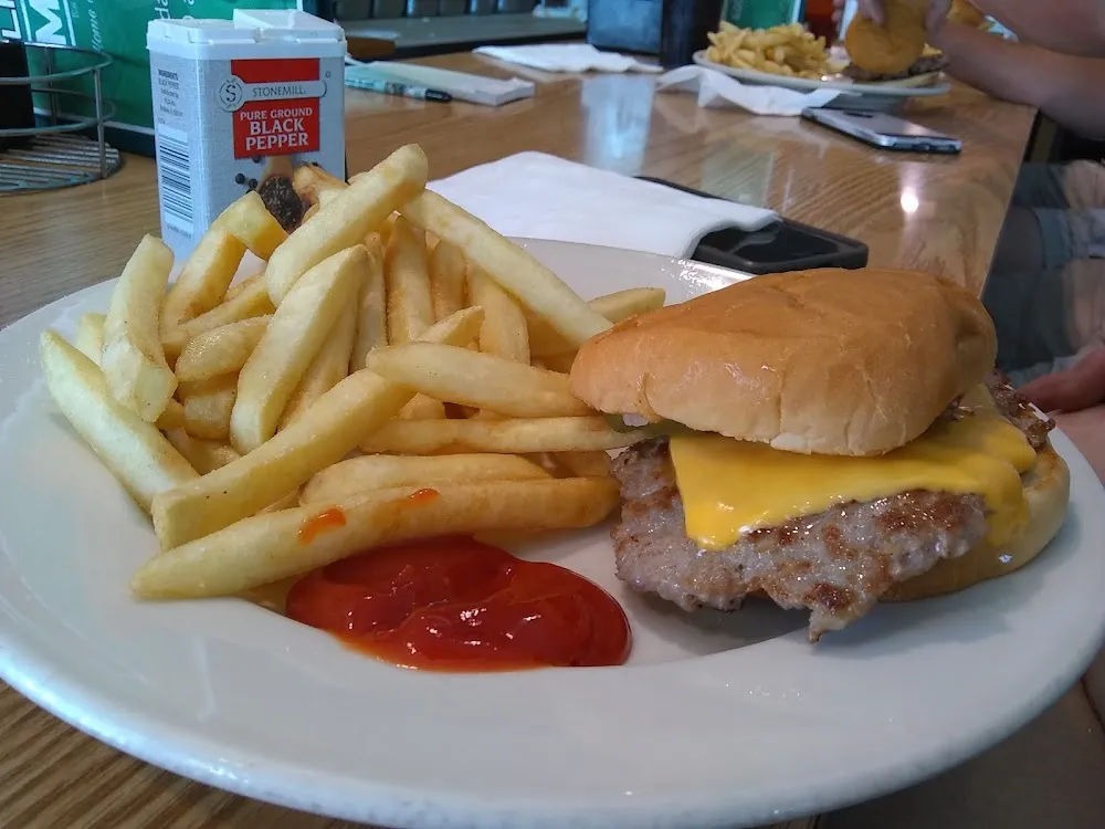 Kids Cheeseburger & Fries